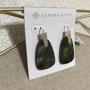 Kendra Scott Marty Earrings in Black MOP